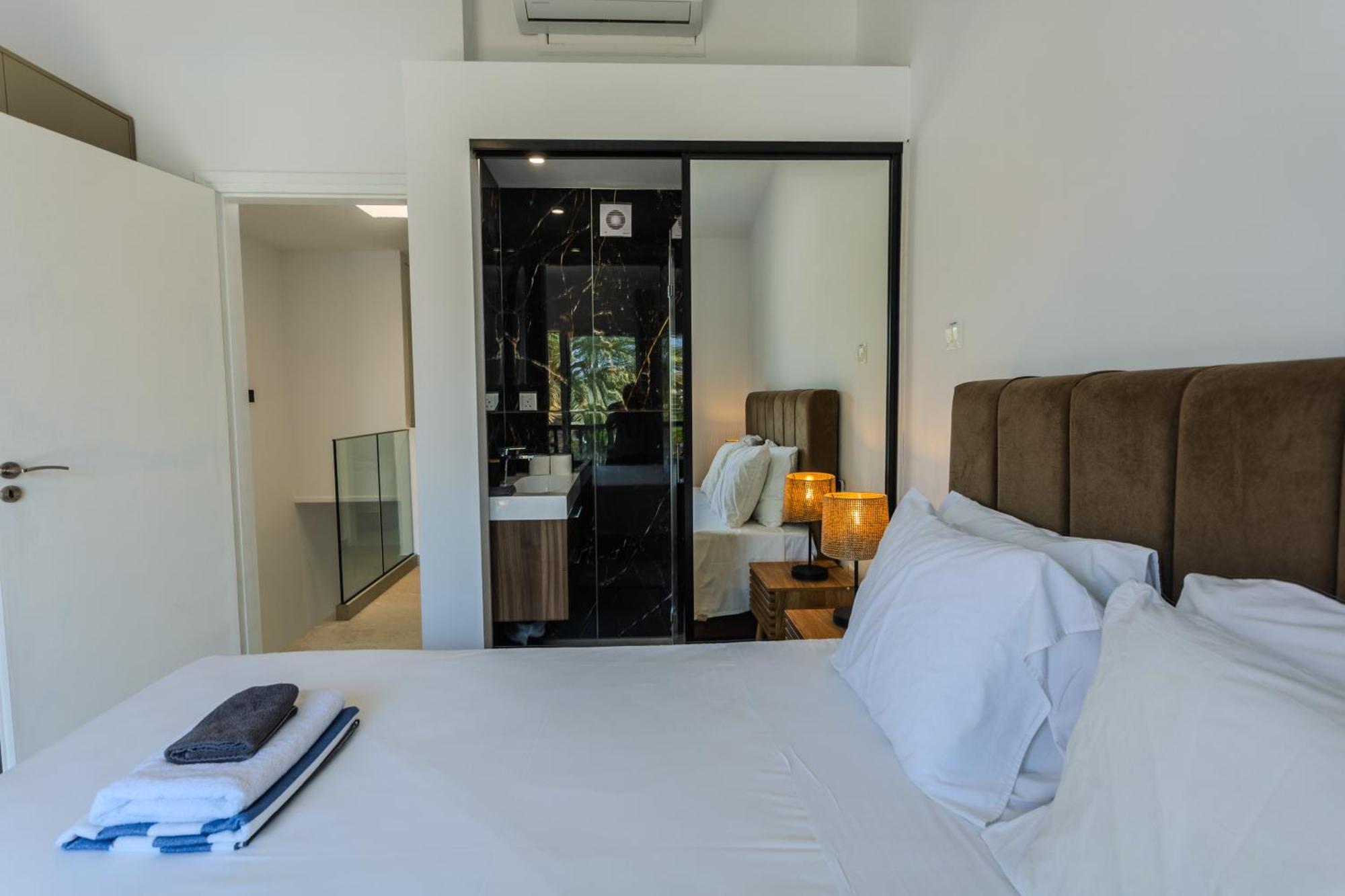 Appartement Taheli's Modern Townhouse With A Pool *